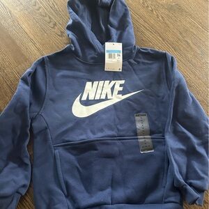 ￼ Nike size 8 kids sweatshirt brand new with tags